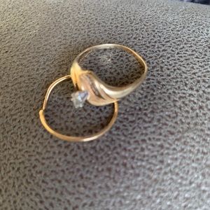 Gold wedding band set